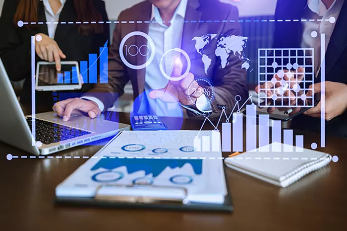 Business Analytics vs Business Intelligence