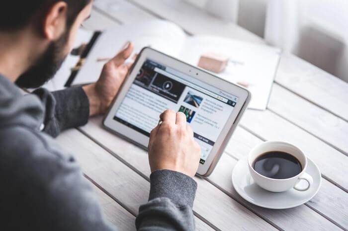 E-learning Apps for Employees: What You Need to Know E-learning Apps for Employees: What You Need to Know
