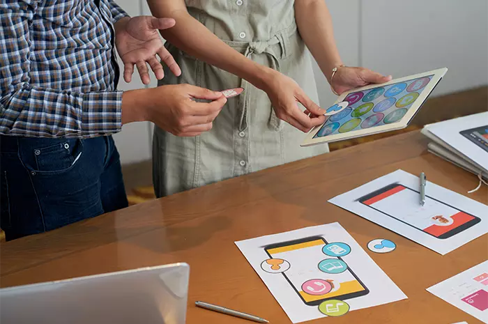 Is Hiring a Mobile App Development Agency Worth It? Is Hiring a Mobile App Development Agency Worth It?